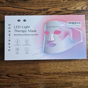 DERM RAYS LED Light Therapy Mask NEW UNOPENED